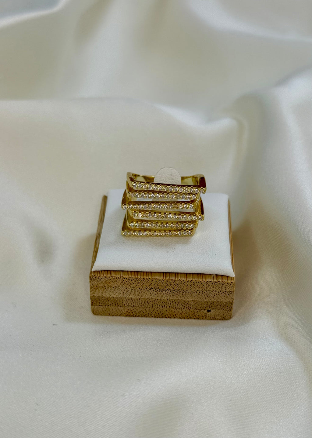 Anello fascia multistrati gold e brillantini