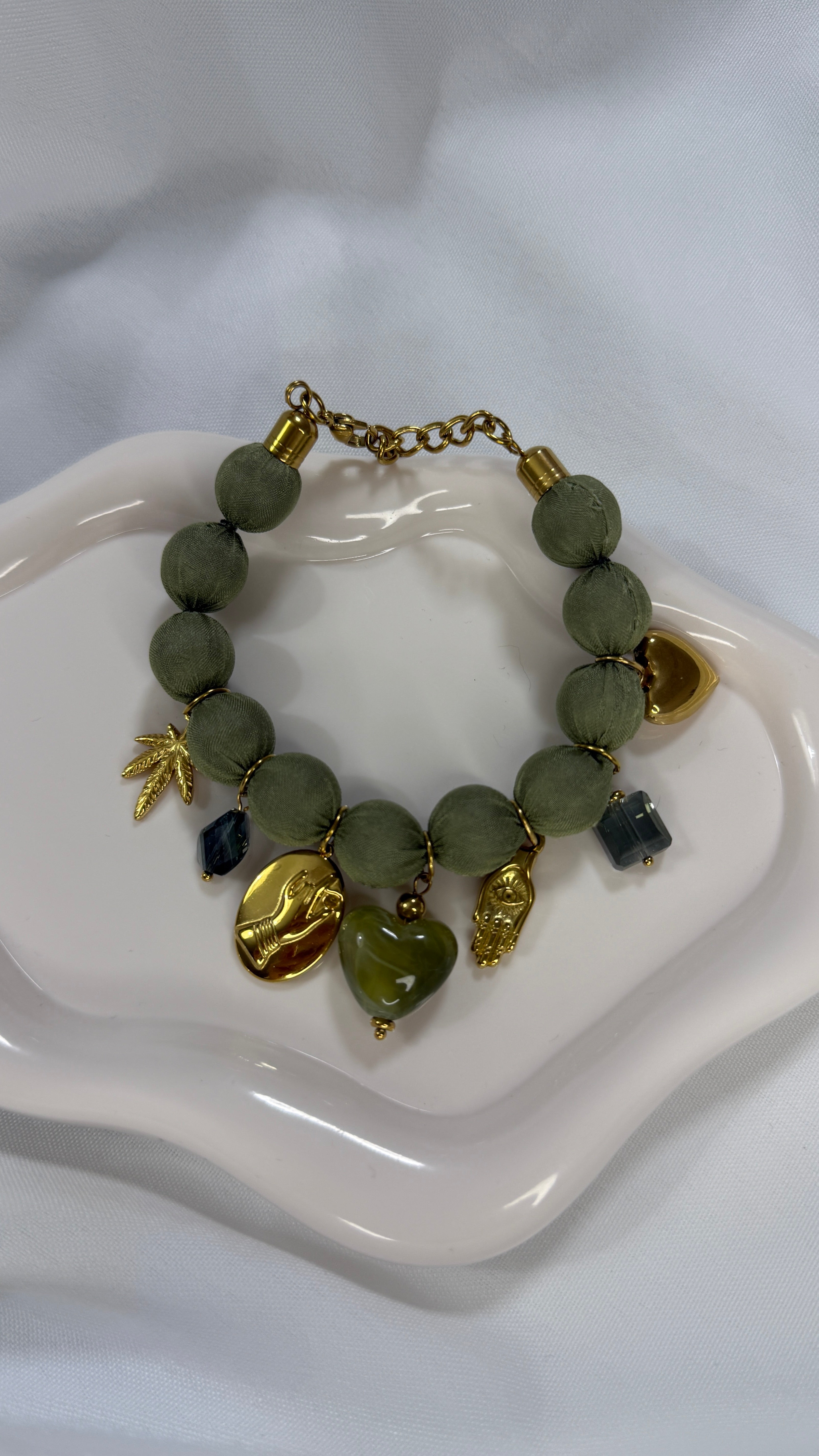 Bracciale multicharm verde