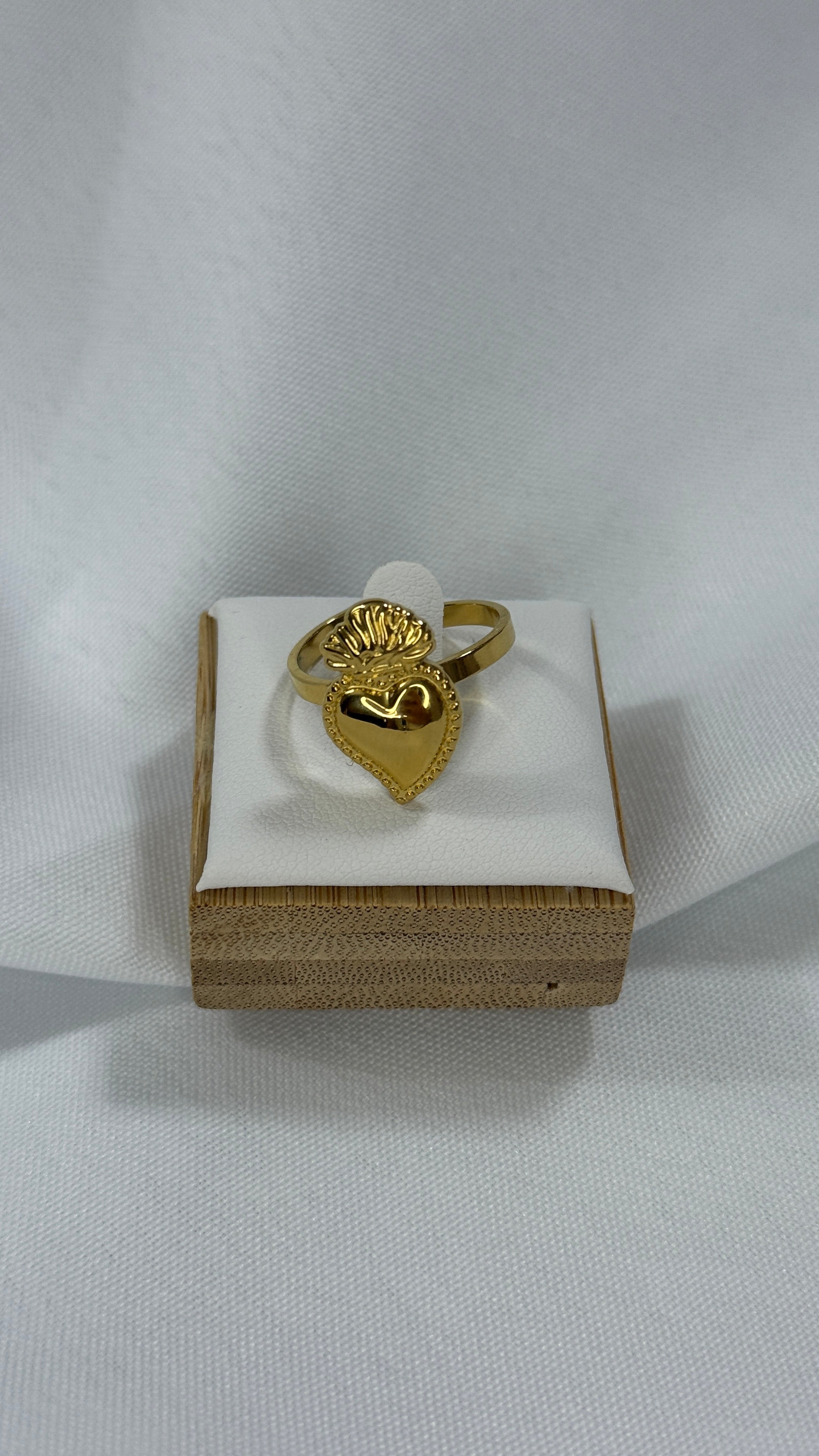 Anello cuore sacro