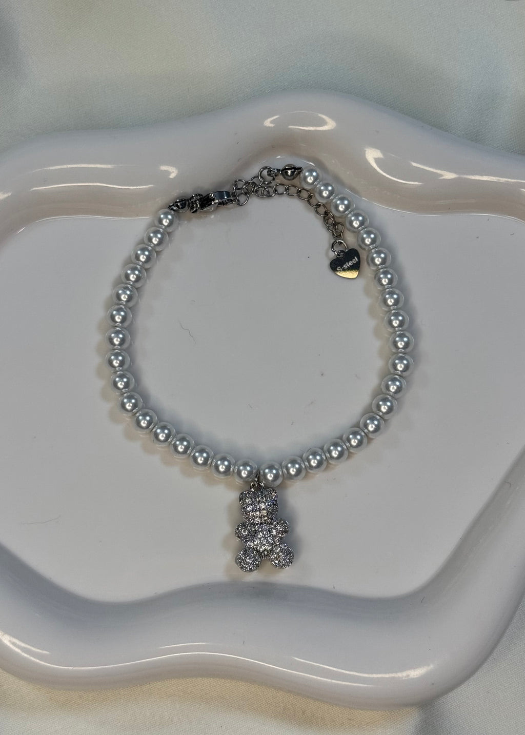 Bracciale perle e charm teddy silver