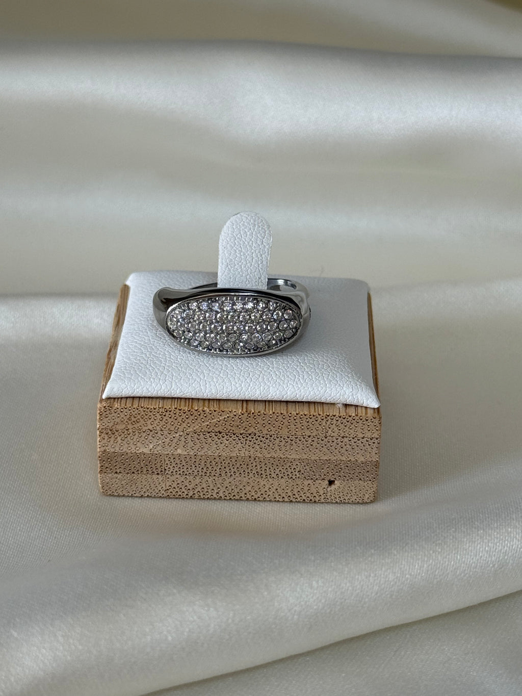 Anello “oval diamond” silver