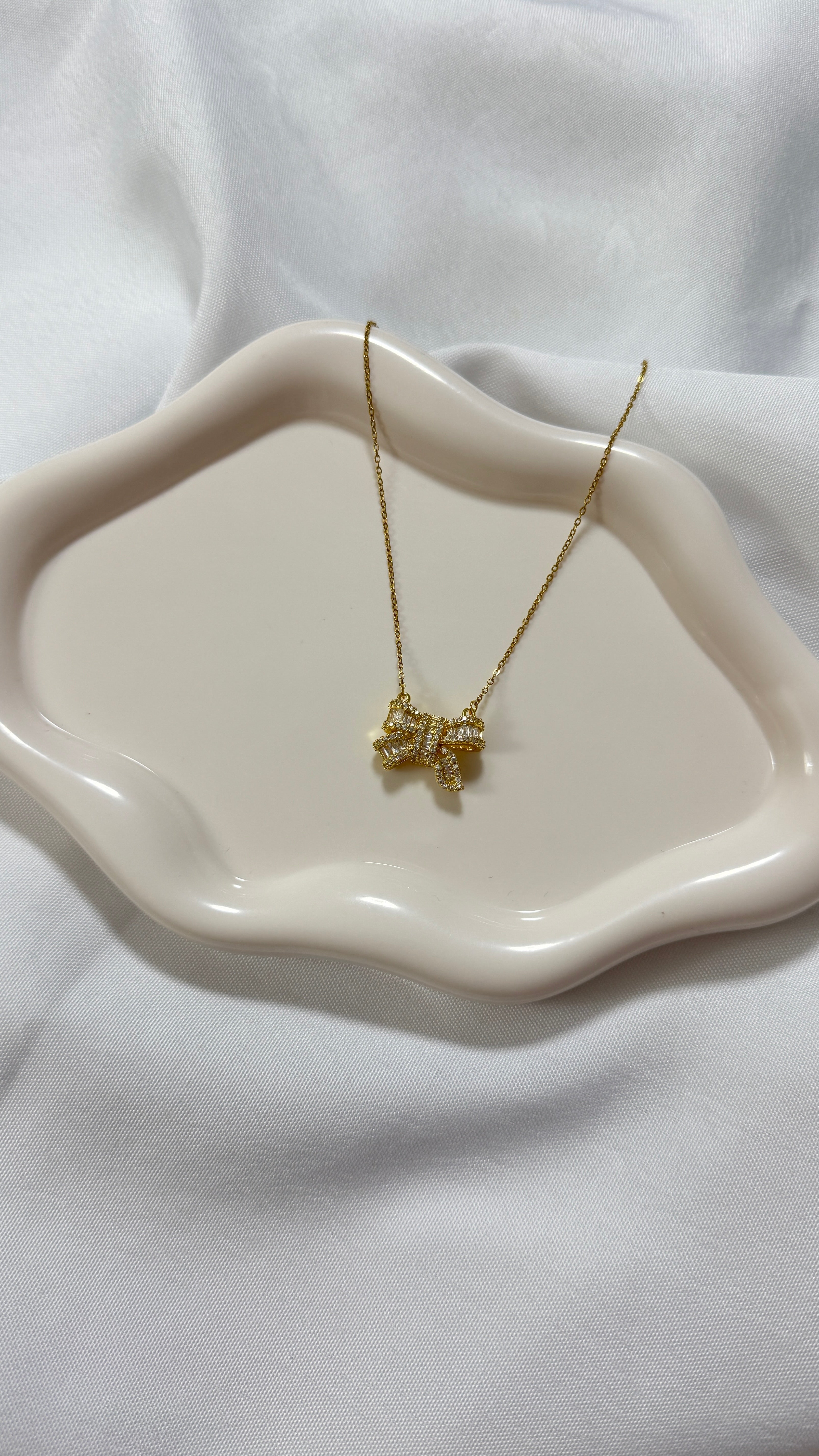 Collana con fiocco gold