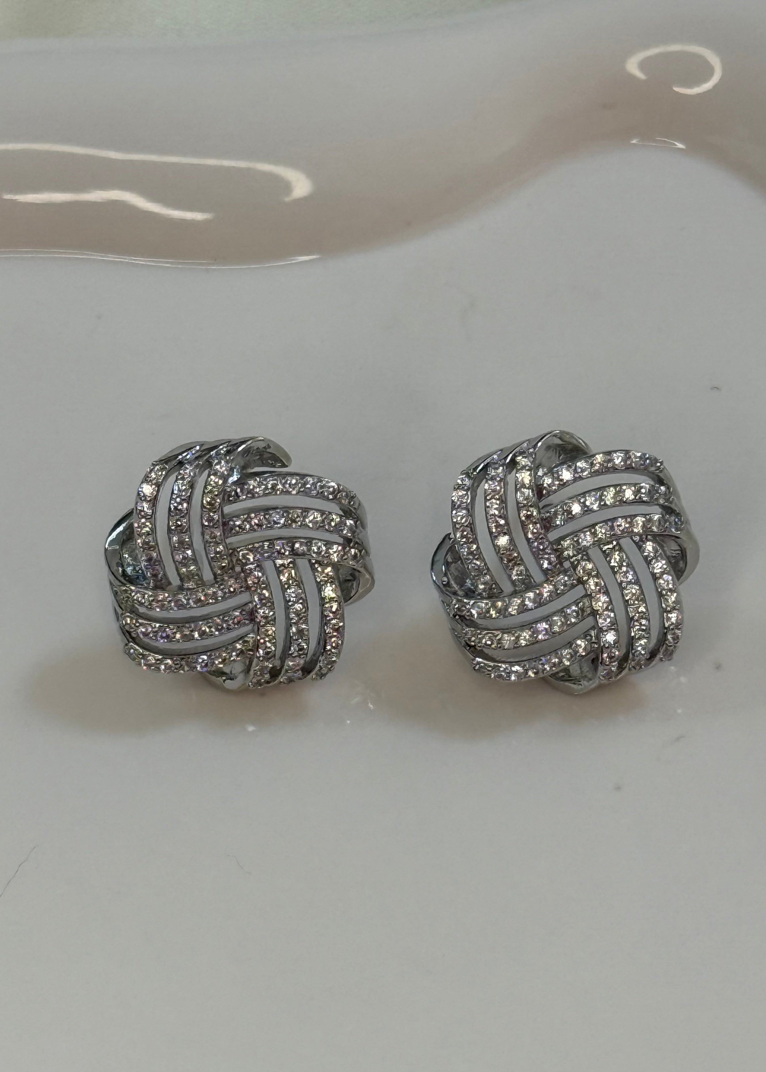 Orecchini nodo brillantinato silver