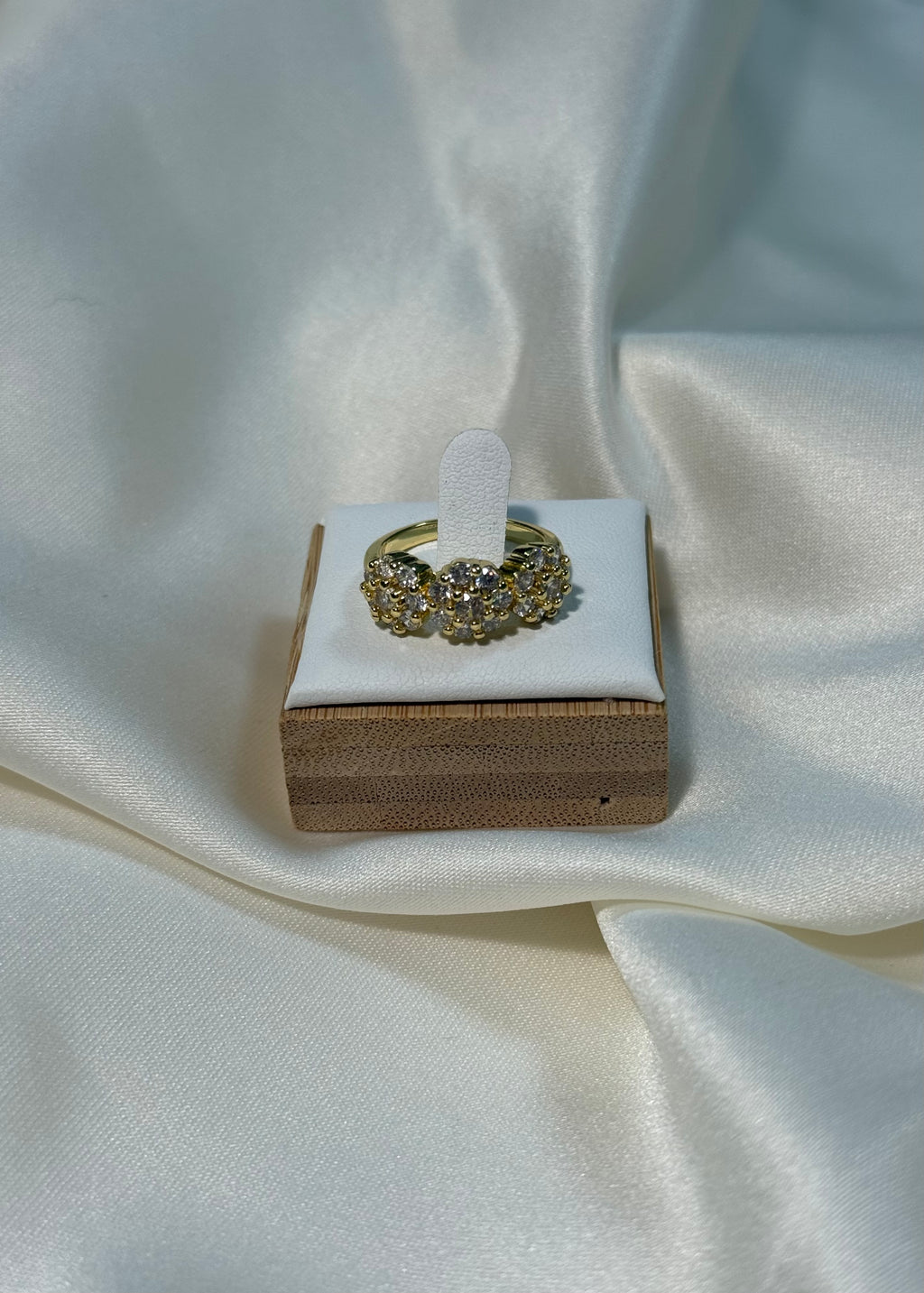 Anello trology flower in gold