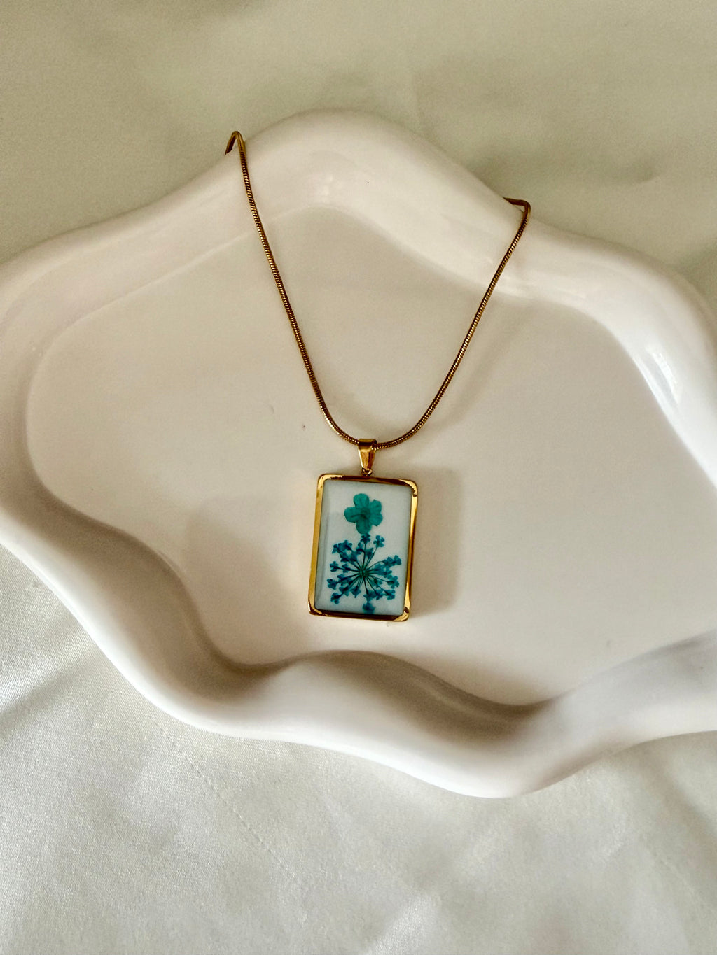 Collana Heliopsis azzurra
