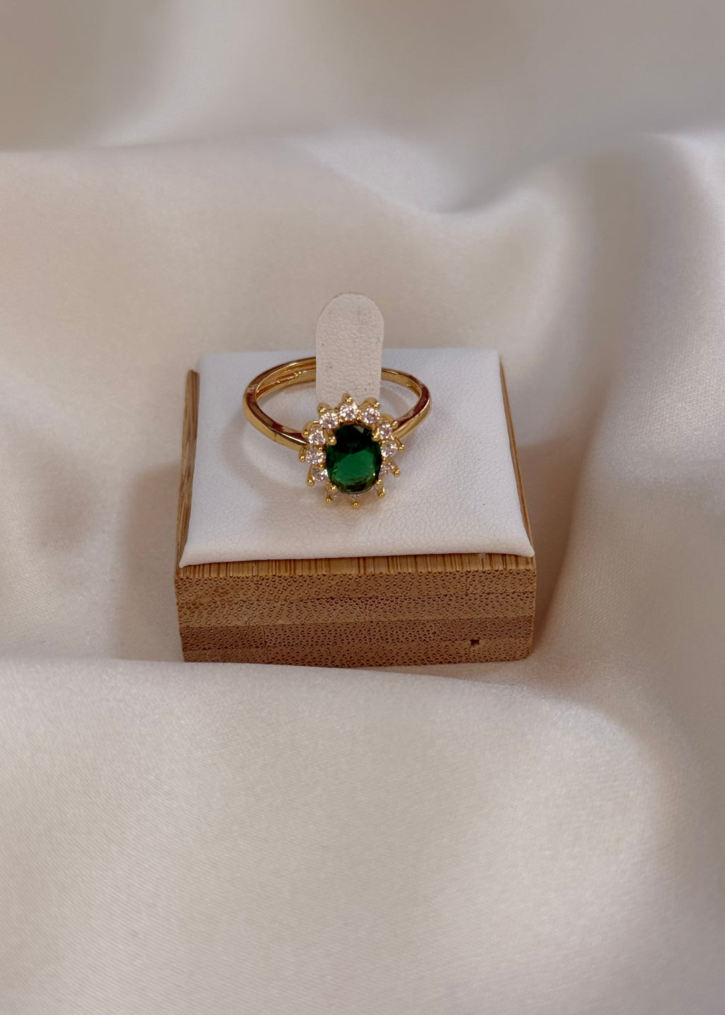 Anello Katy gold e pietra verde