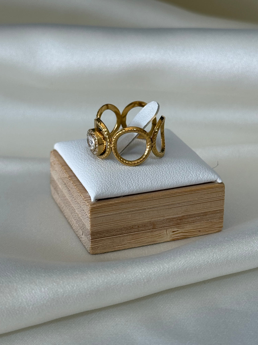 Fascia “Circle” gold