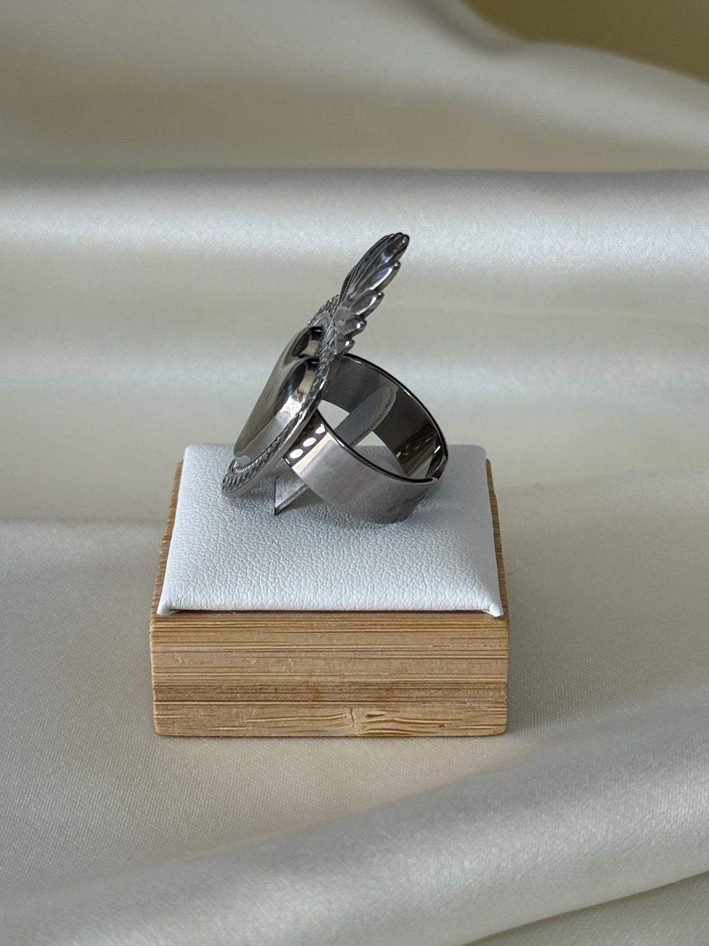 Anello cuore sacro silver