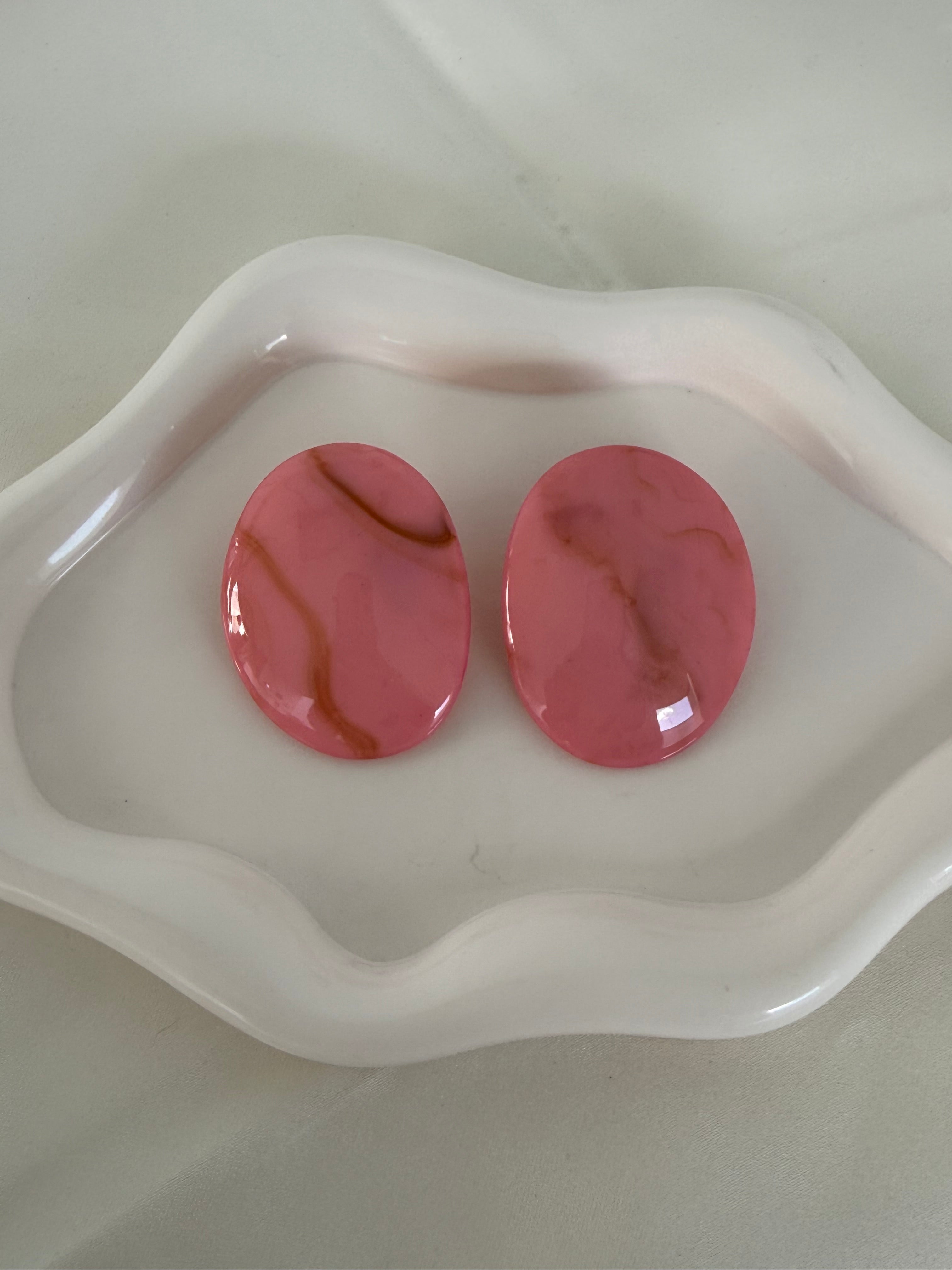 Bottone ovale rosa