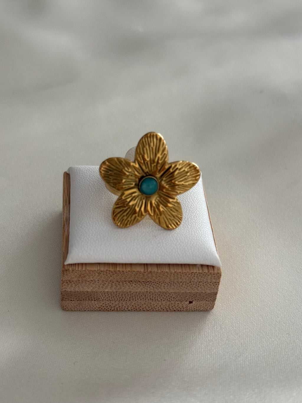 Anello fiore gold e azzurro
