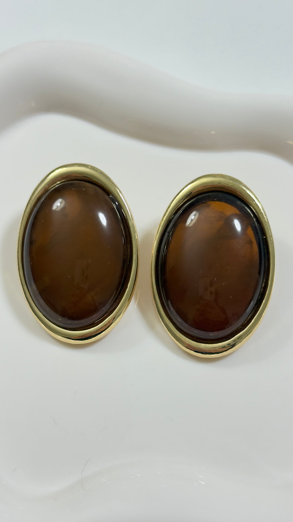 Bottone marrone