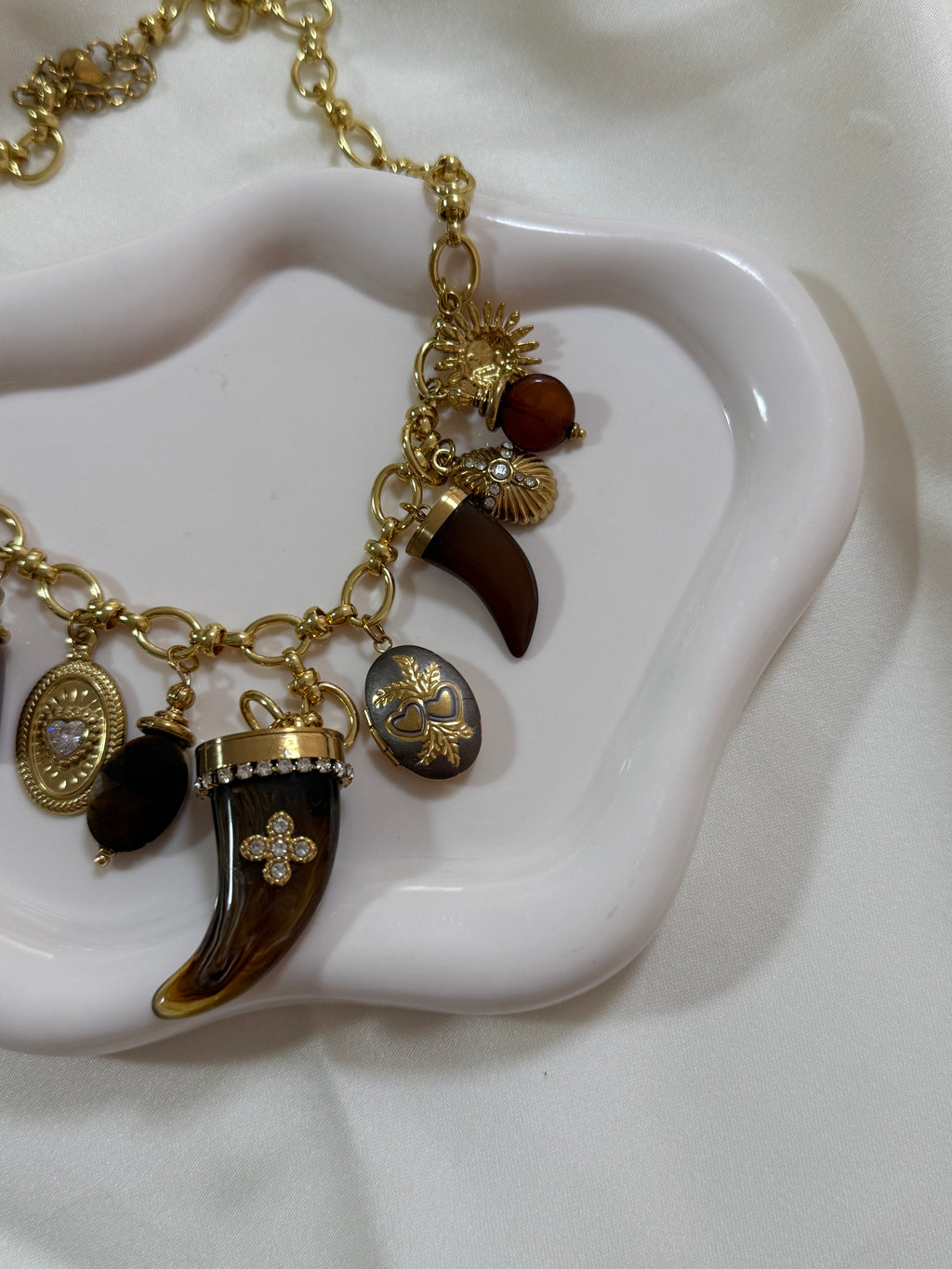 Collana Ambra