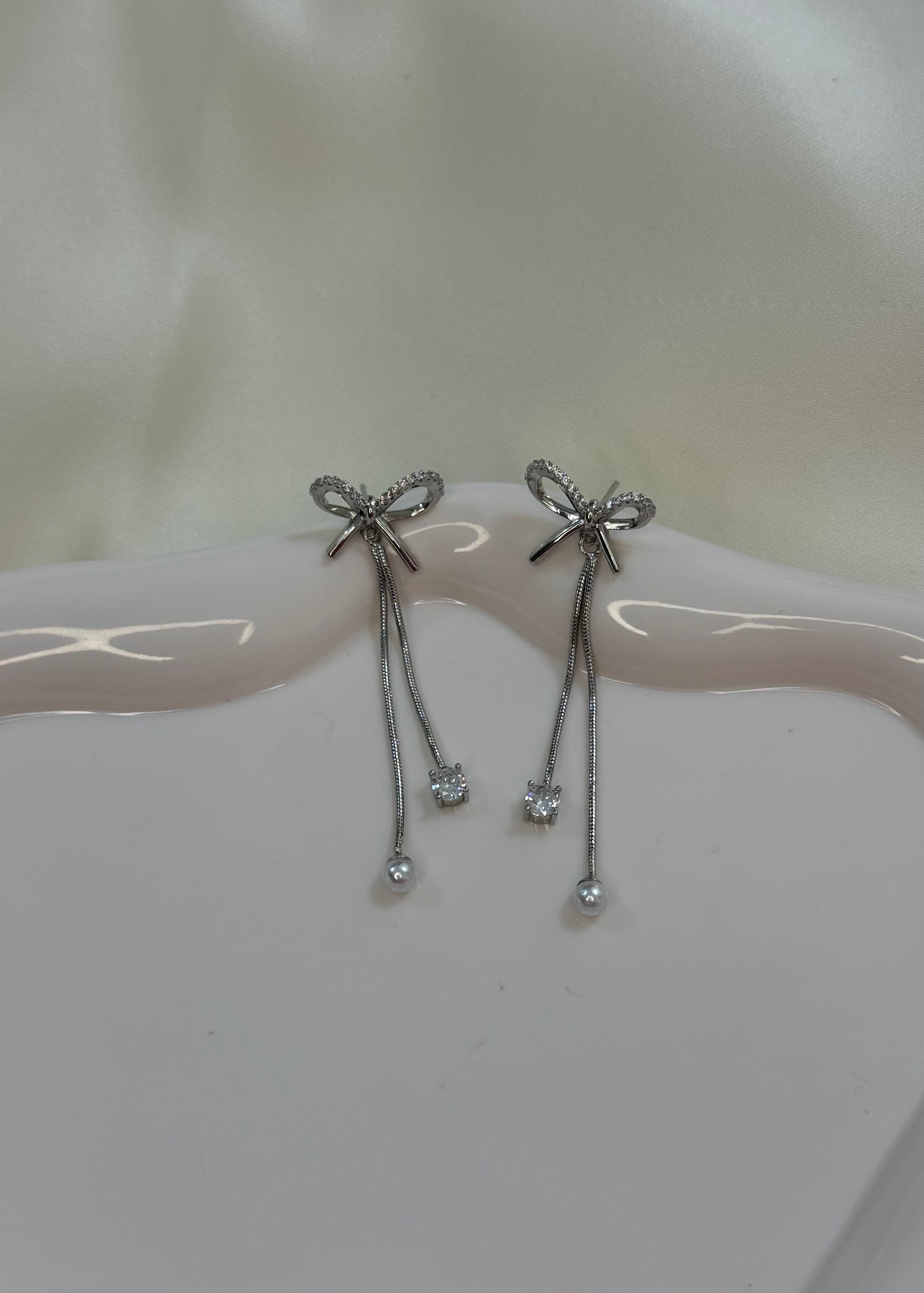 Orecchini fiocco lungo silver