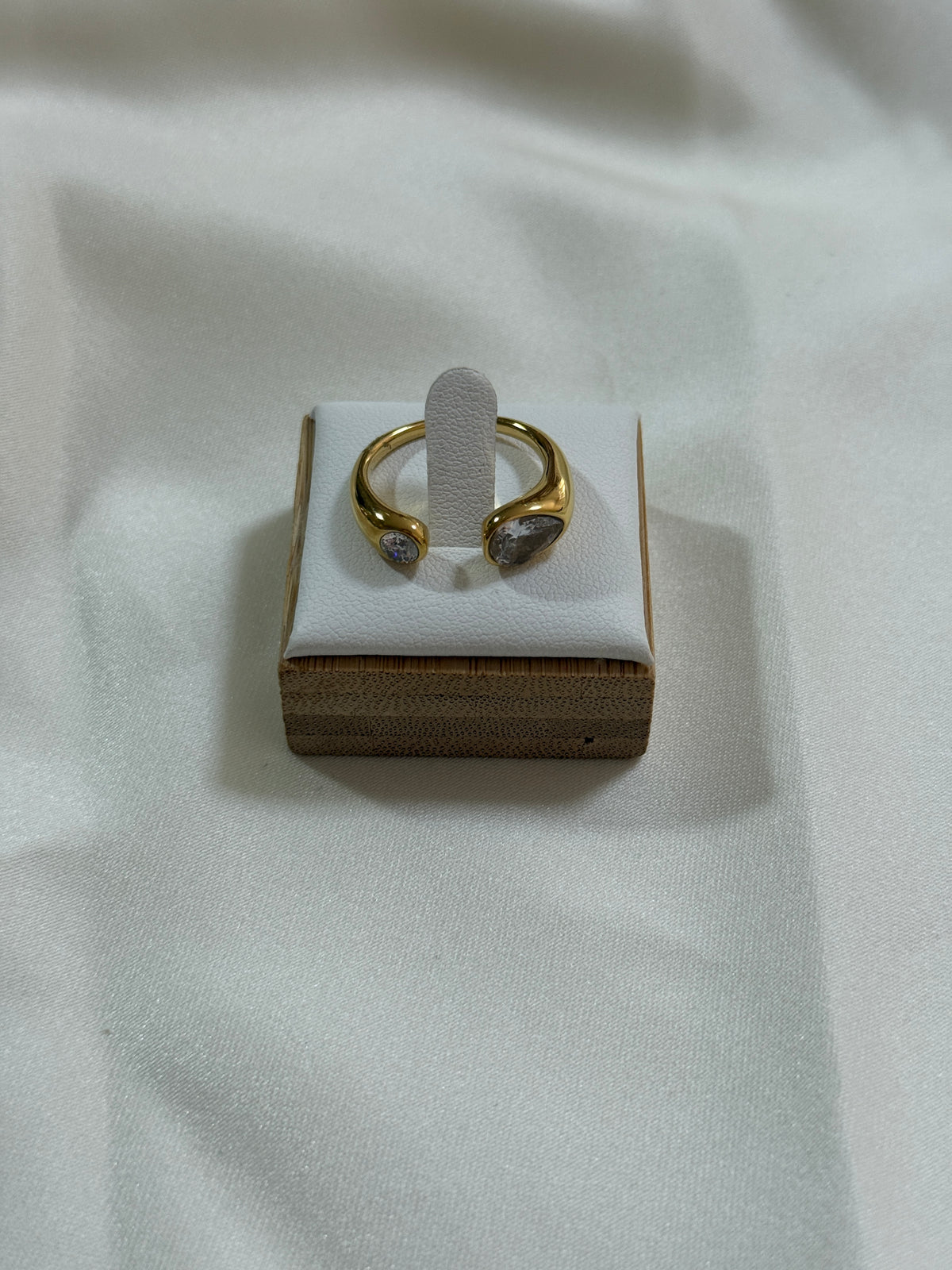 Anello sfere di luce gold