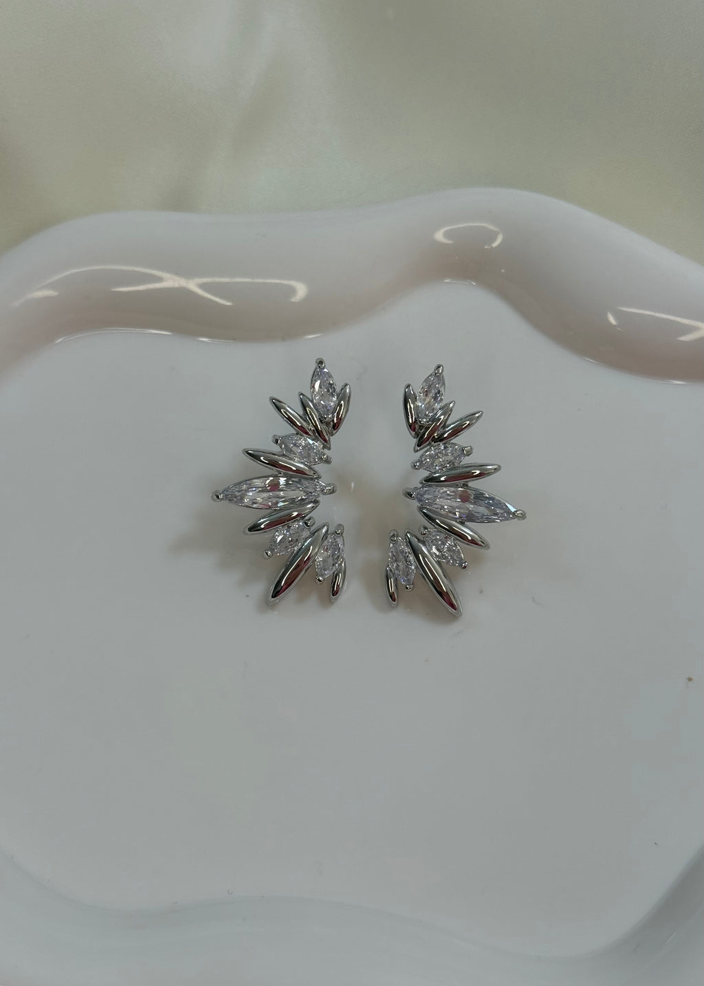 Orecchini mezza luna silver e diamantini