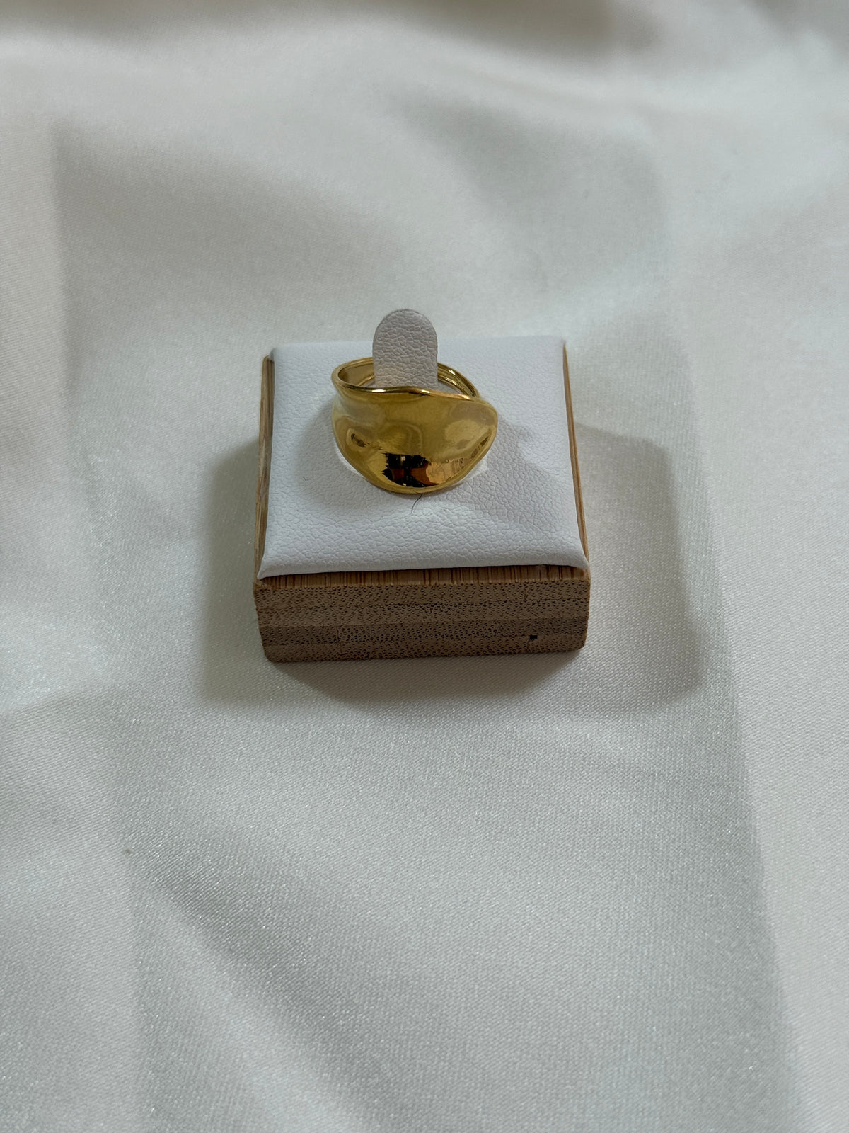 Anello mezza foglia gold
