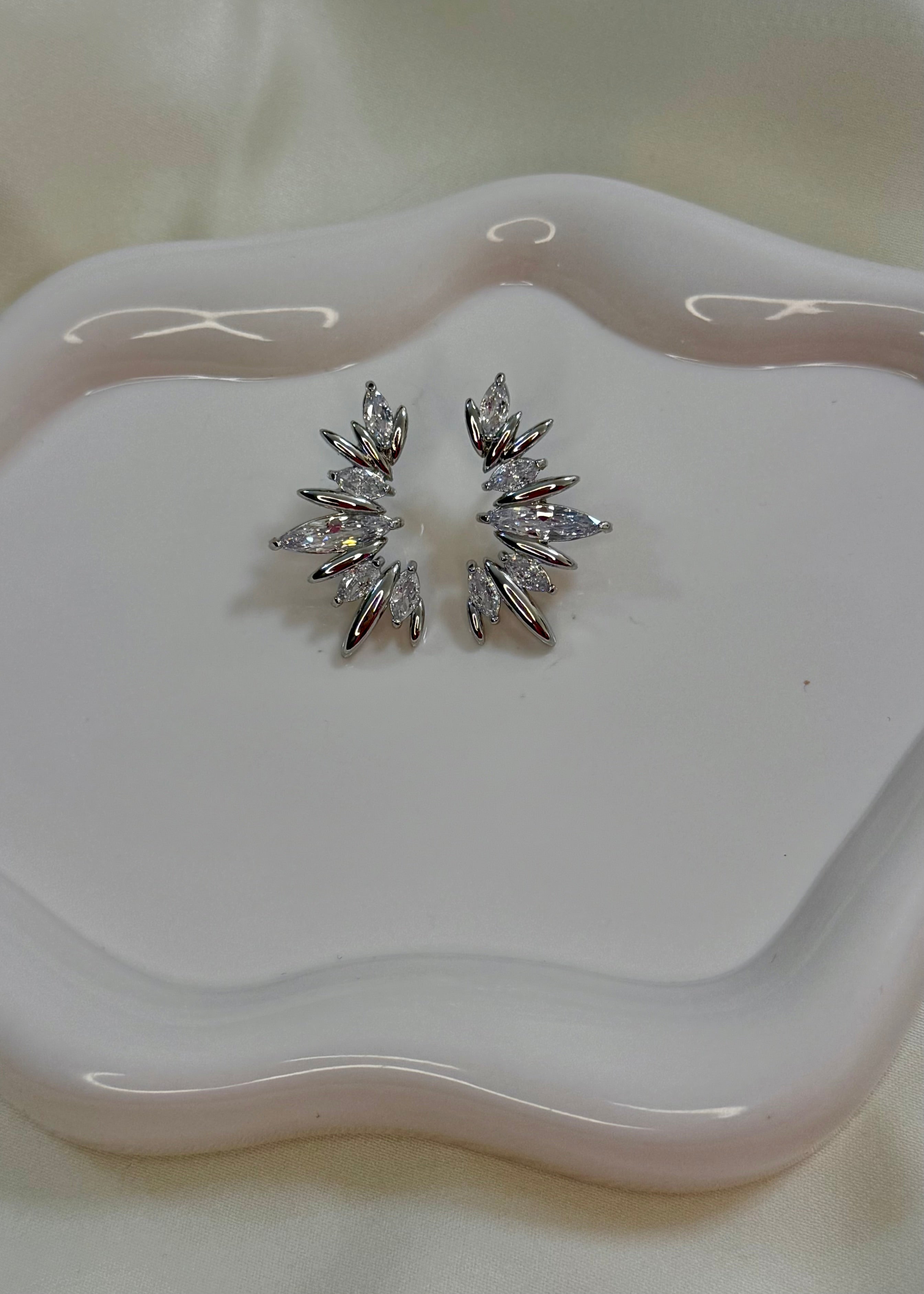 Orecchini mezza luna silver e diamantini