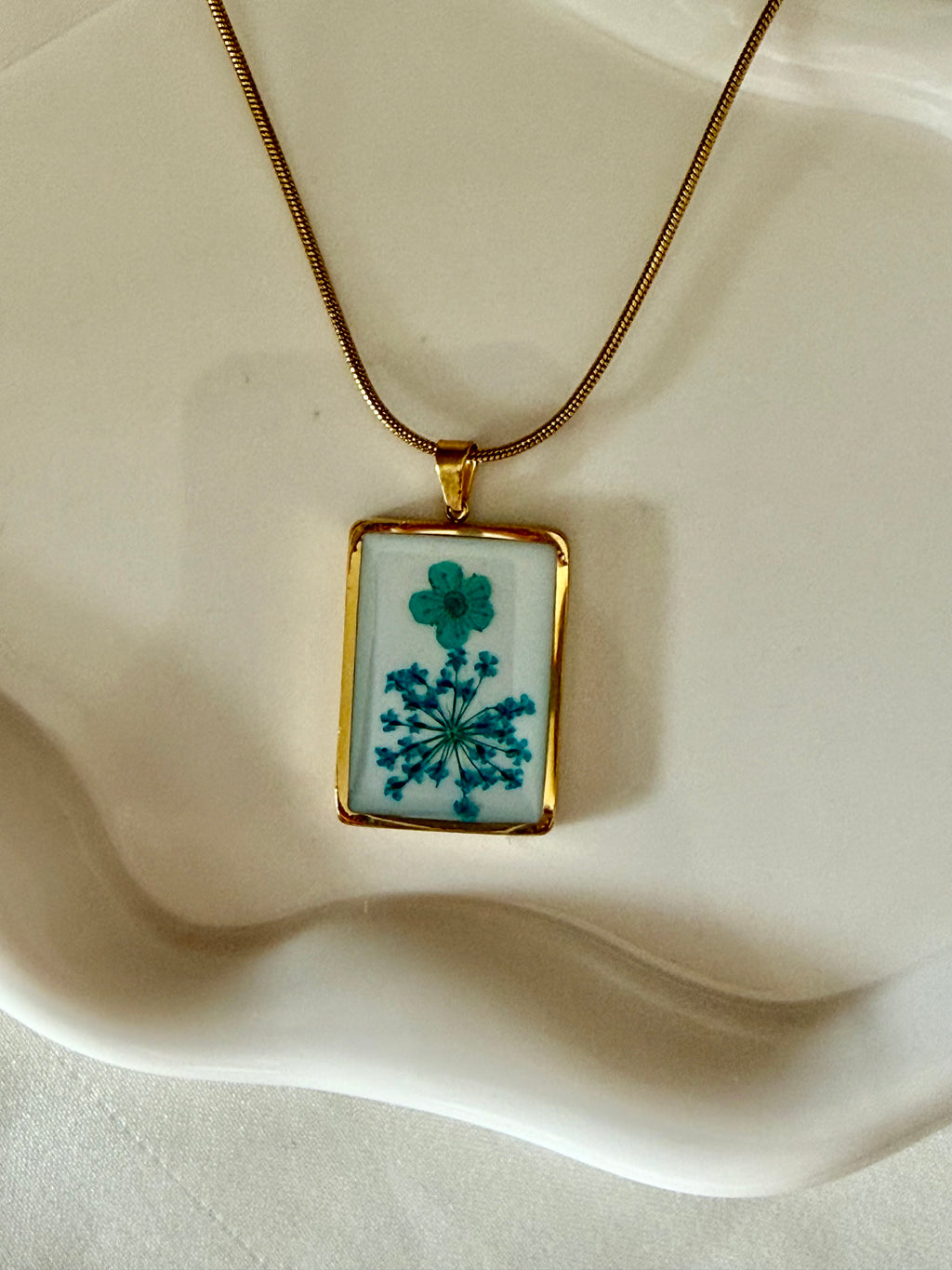 Collana Heliopsis azzurra