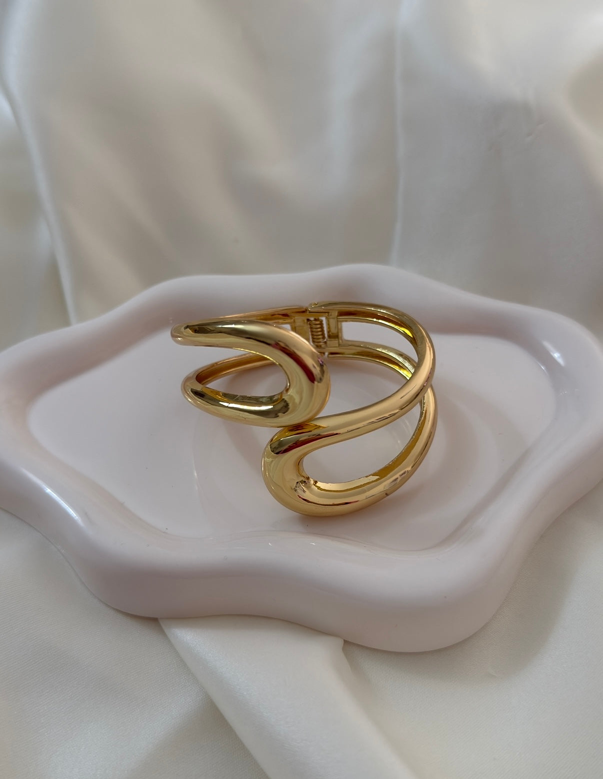 Bracciale “abbraccio” gold