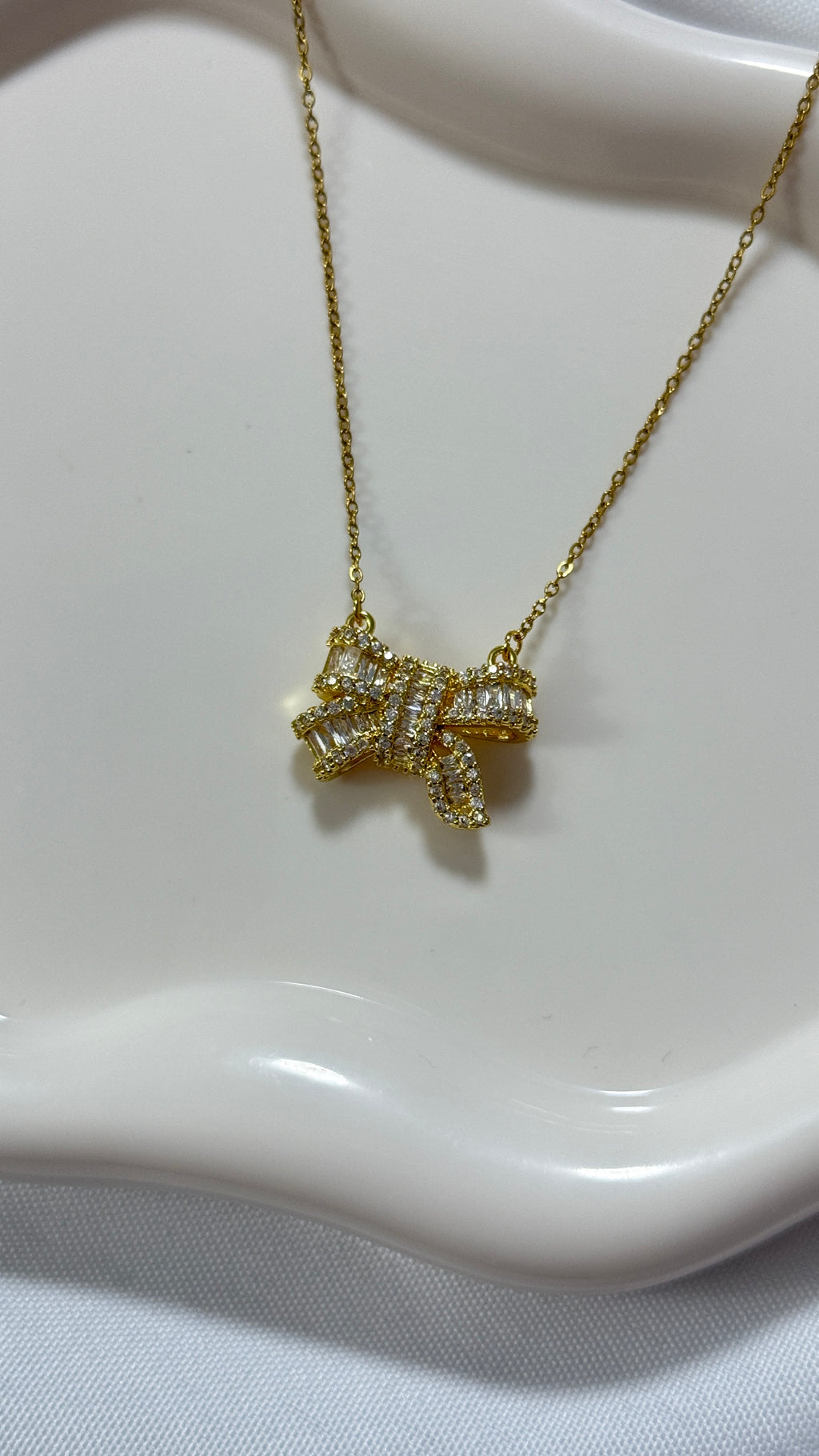 Collana con fiocco gold