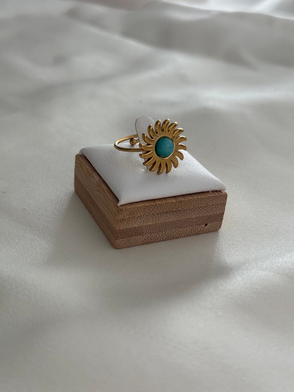 Anello sole azzurro