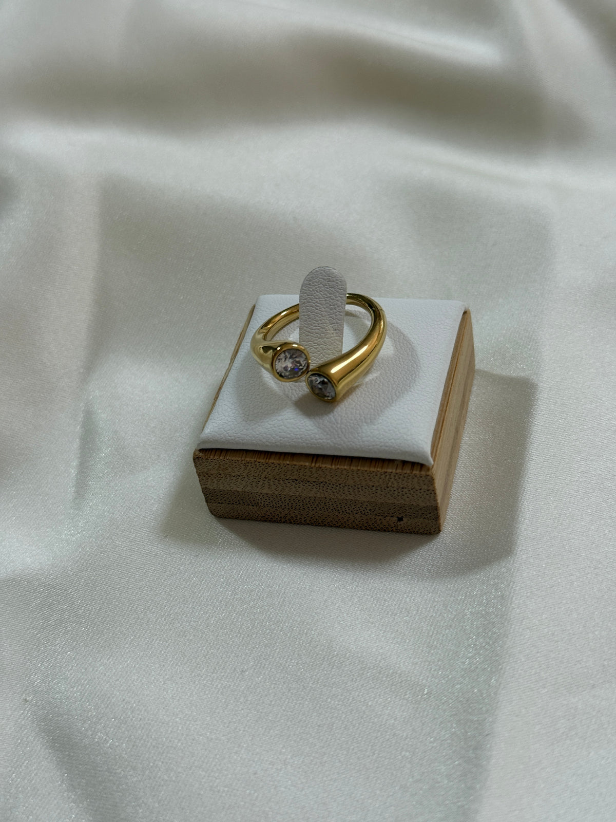 Anello luce gold