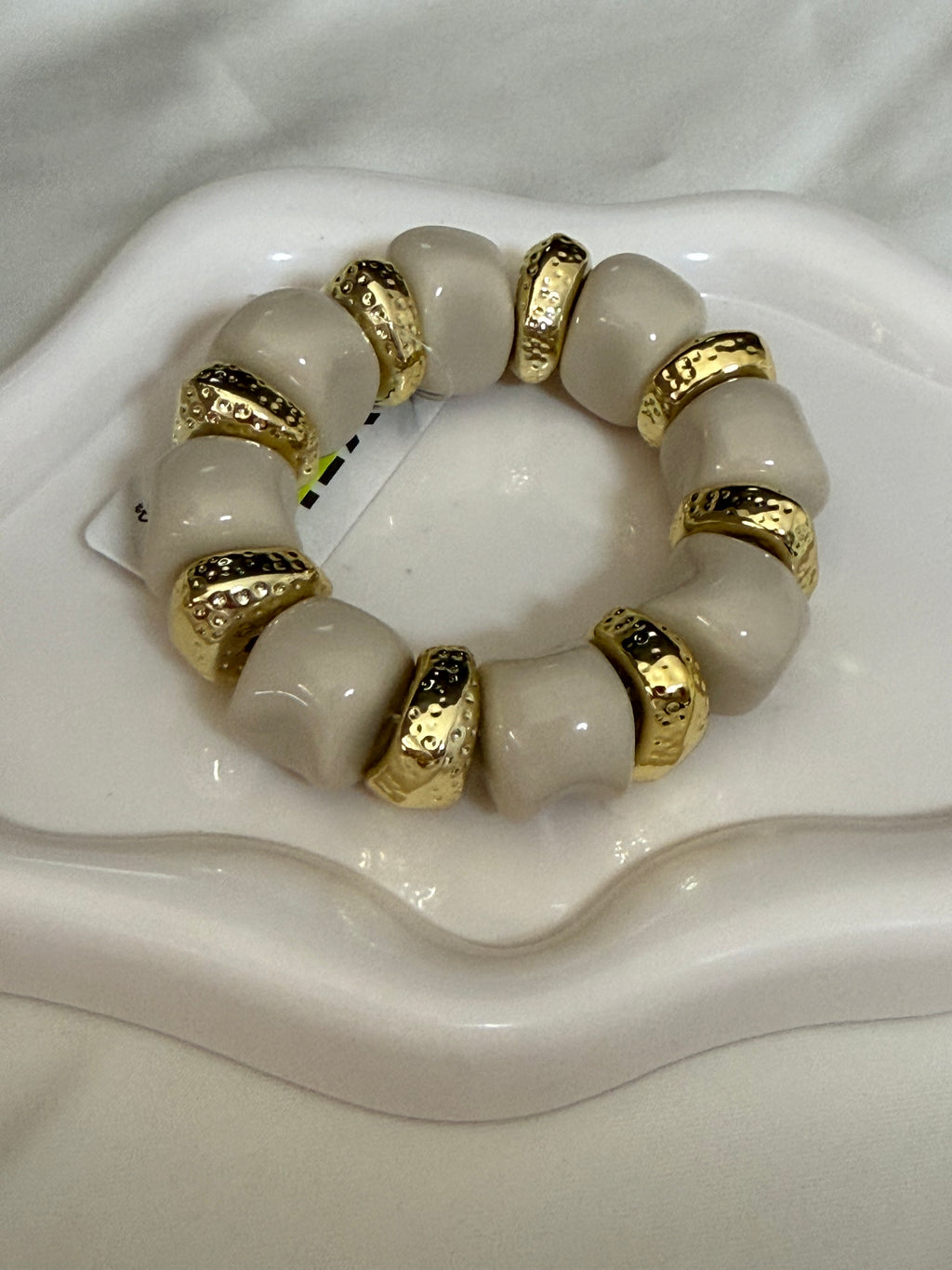 Bracciale beige e oro
