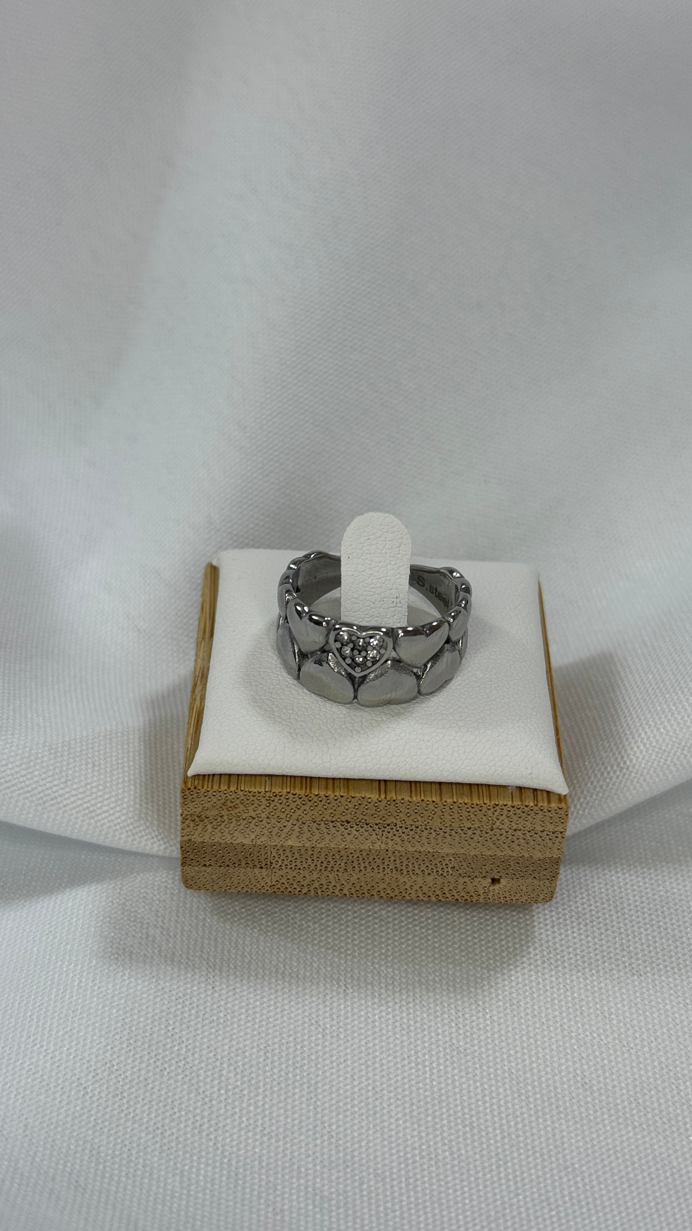 Fascia rigida con cuori